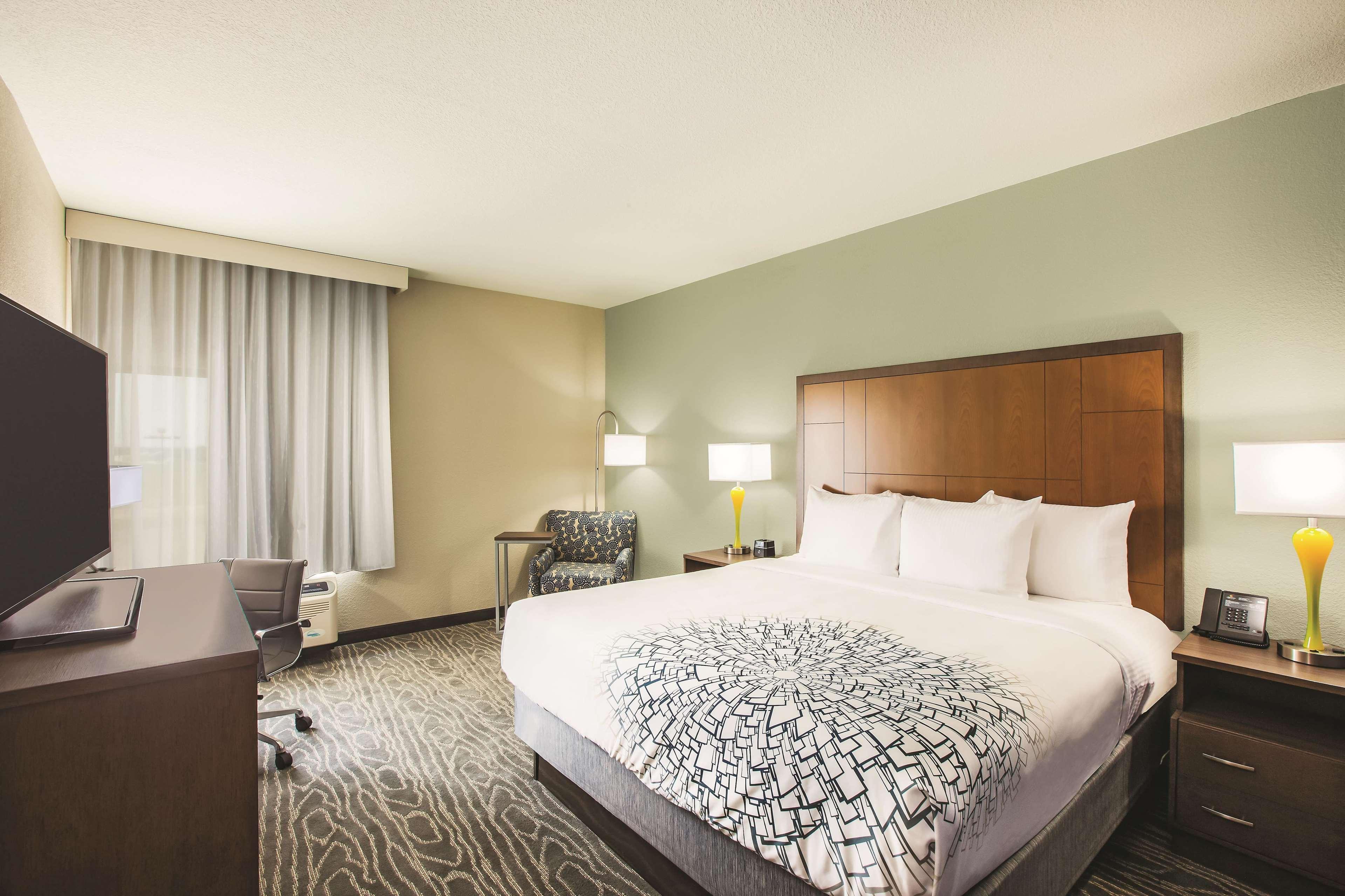 La Quinta By Wyndham Wichita Northeast Otel Dış mekan fotoğraf
