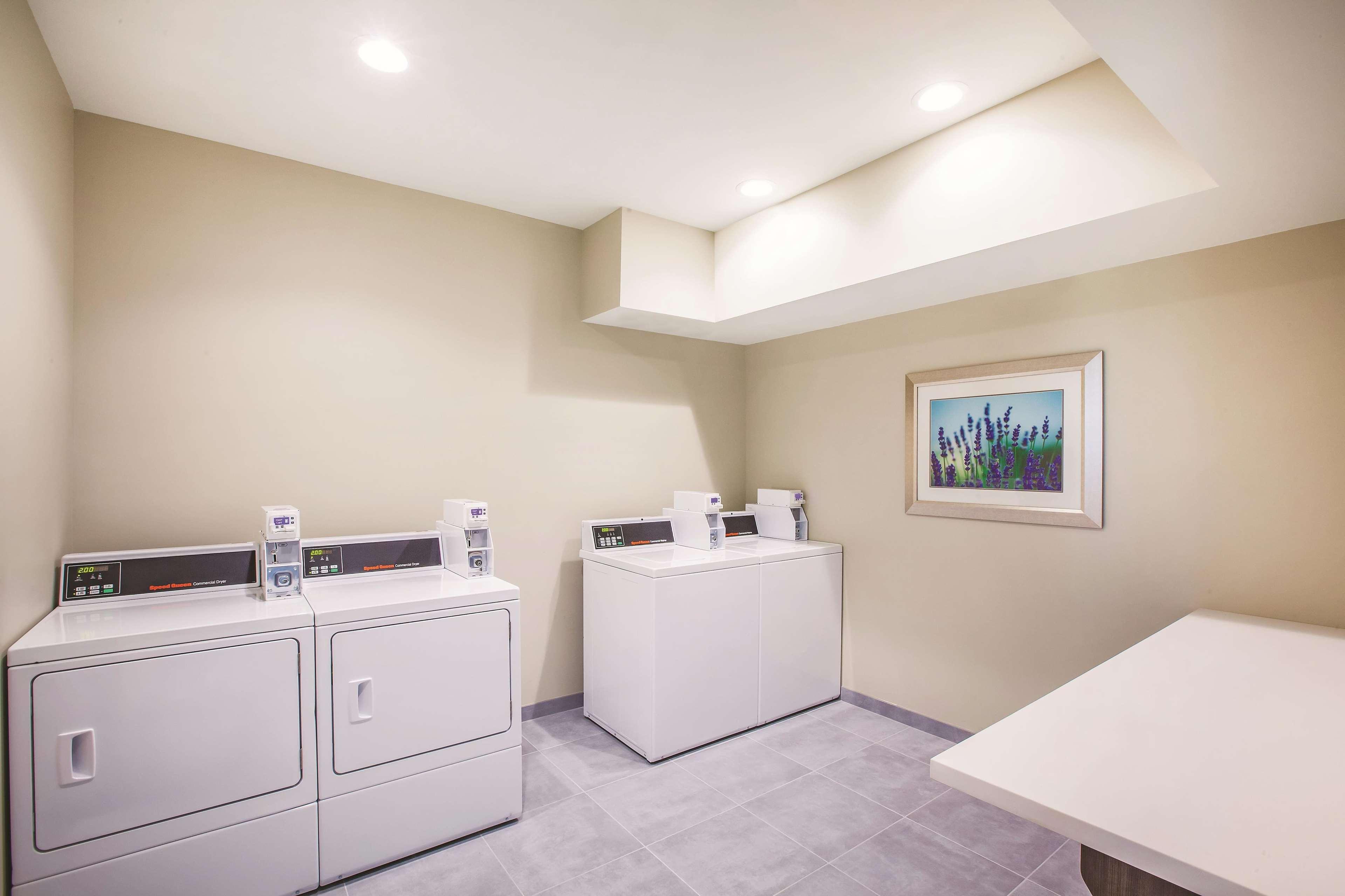 La Quinta By Wyndham Wichita Northeast Otel Dış mekan fotoğraf